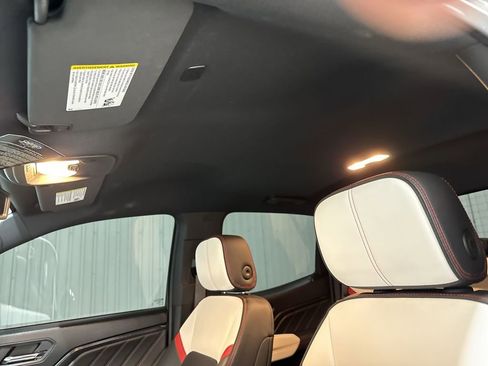 Used 2024 GMC Canyon AT4X image 19