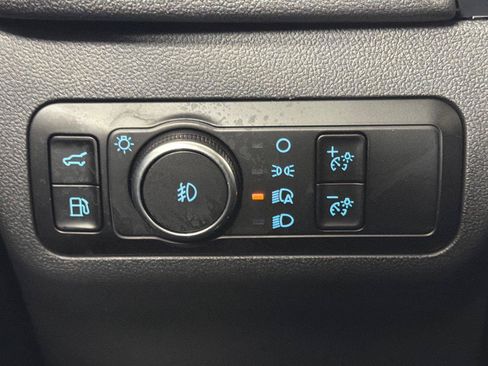 Used 2025 Ford Escape SE FWD image 31