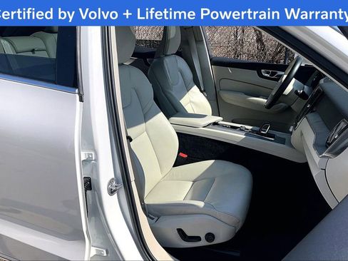 Used 2023 Volvo XC60 T8 Plus w/ Protection Package Premier image 10