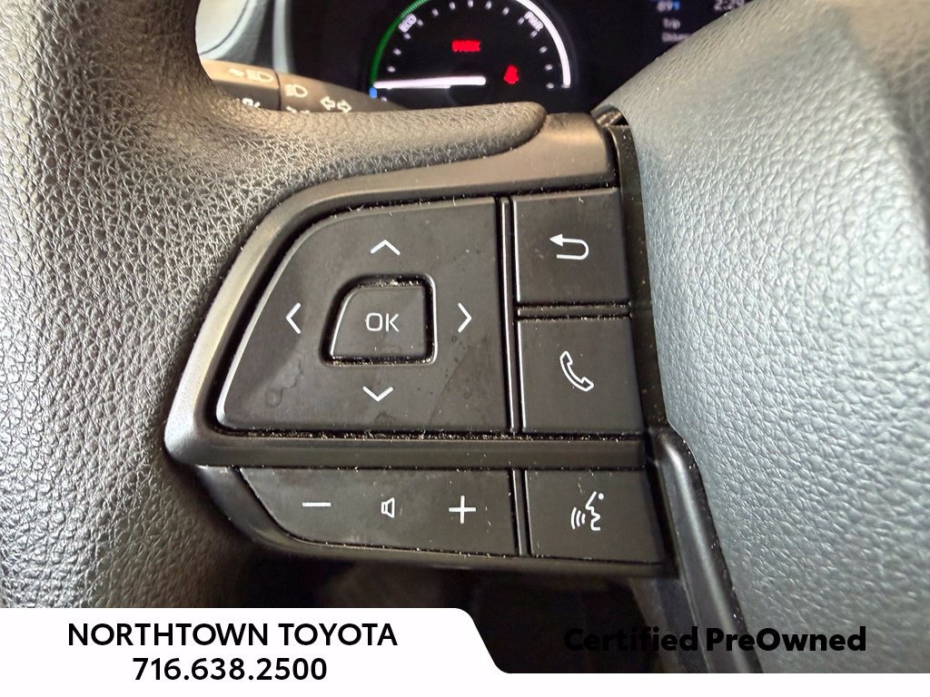 Used 2024 Toyota Sienna LE AWD/4WD image 15