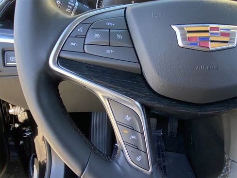 Certified 2025 Cadillac XT5 Premium Luxury image 22