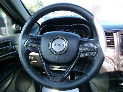 Used 2018 Jeep Grand Cherokee Limited w/ Luxury Group II AWD/4WD image 7