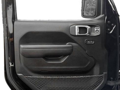 Used 2024 Jeep Wrangler Unlimited Rubicon image 14