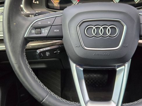 Used 2024 Audi Q8 Prestige AWD/4WD image 21
