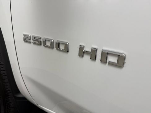 Used 2024 Chevrolet Silverado 2500 LTZ image 12