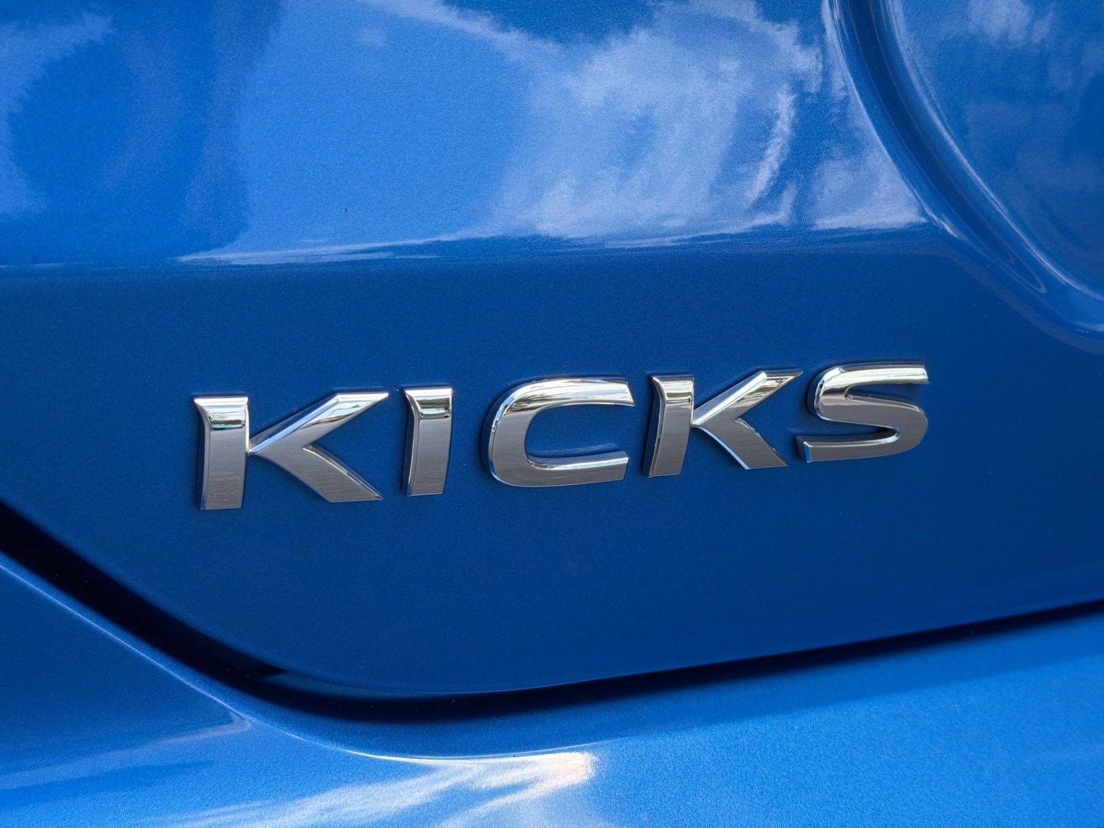 Used 2021 Nissan Kicks SR w/ SR Premium Package FWD image 30