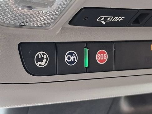 Used 2024 Chevrolet Malibu LT FWD image 25