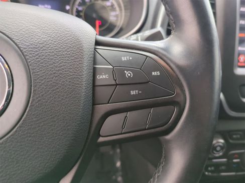 Certified 2019 Jeep Cherokee Trailhawk w/ Cold Weather Group image 24