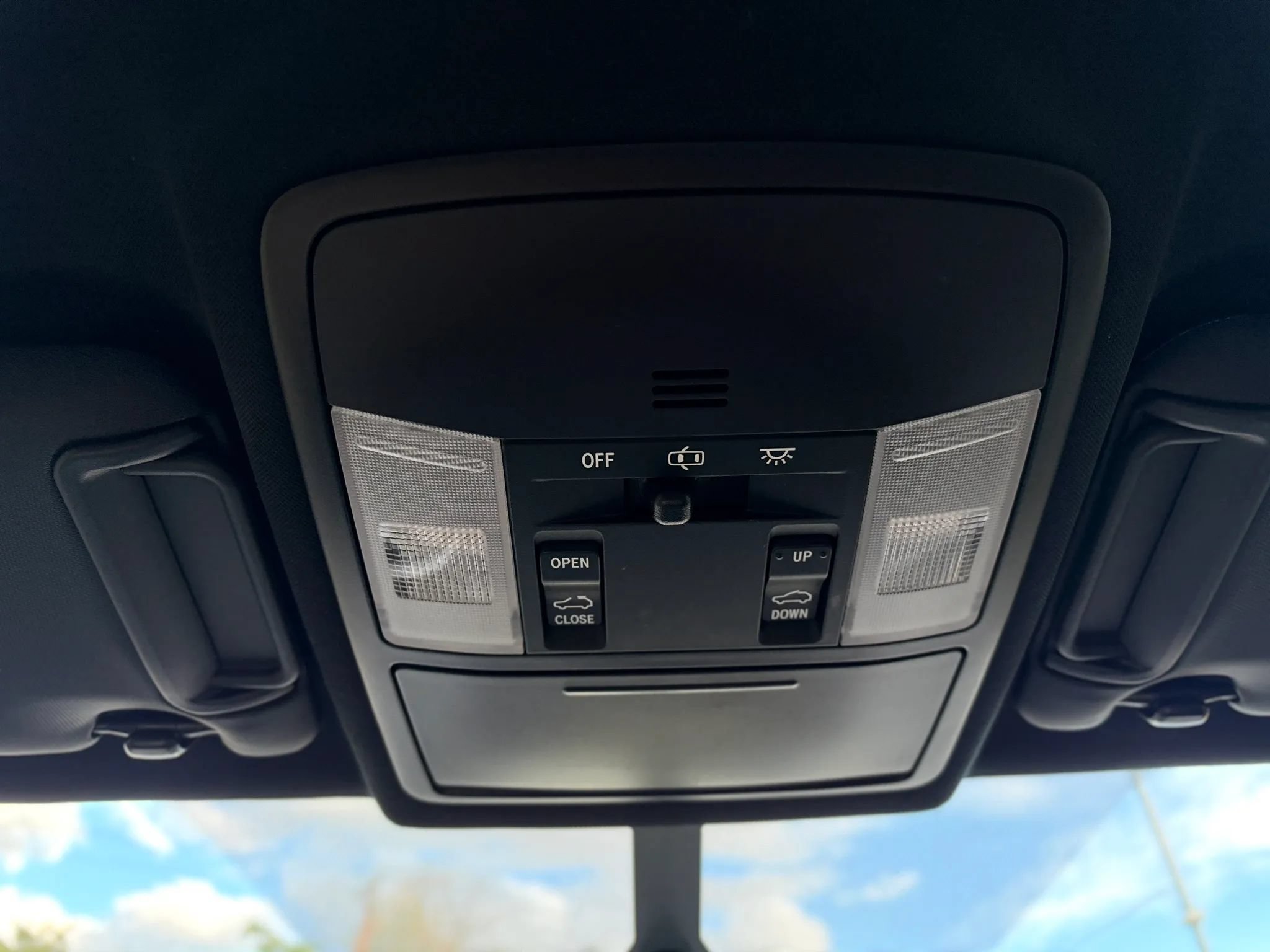 Used 2016 Toyota RAV4 SE AWD/4WD image 38