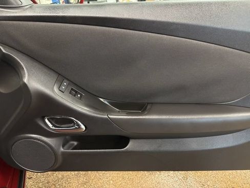 Used 2015 Chevrolet Camaro LT RWD image 23