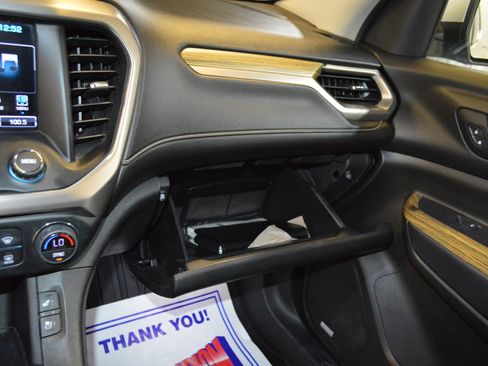 Used 2019 GMC Acadia Denali w/ Technology Package FWD image 21