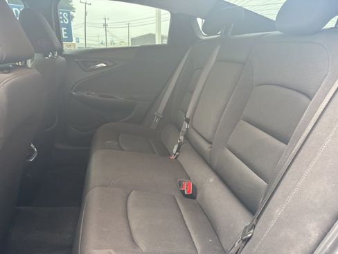 Used 2024 Chevrolet Malibu LT FWD image 11