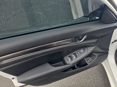 Certified 2022 Honda Accord Sport Special Edition image 32