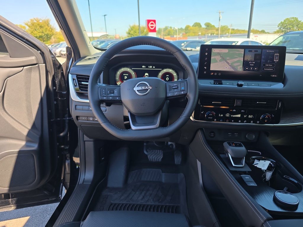 Used 2026 Nissan Rogue Platinum w/ Platinum Premium Package AWD/4WD image 22
