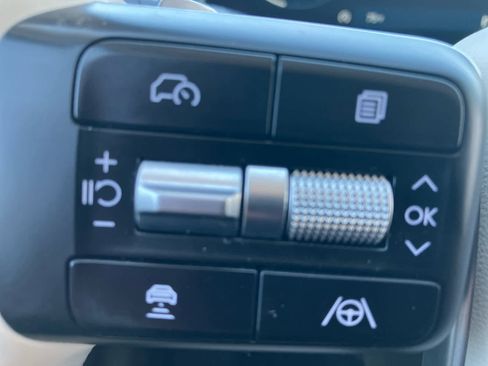 Used 2025 Hyundai Santa Fe Calligraphy image 17