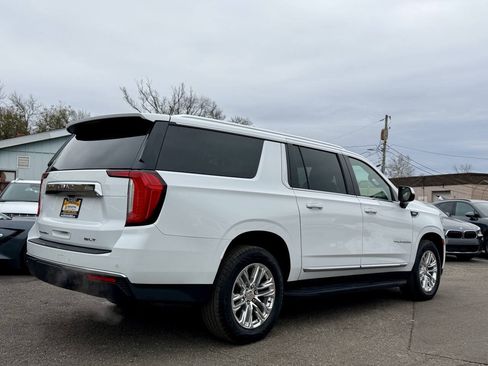 Used 2021 GMC Yukon XL SLT AWD/4WD image 4
