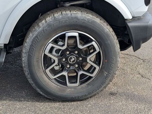 New 2025 Ford Bronco Outer Banks image 17