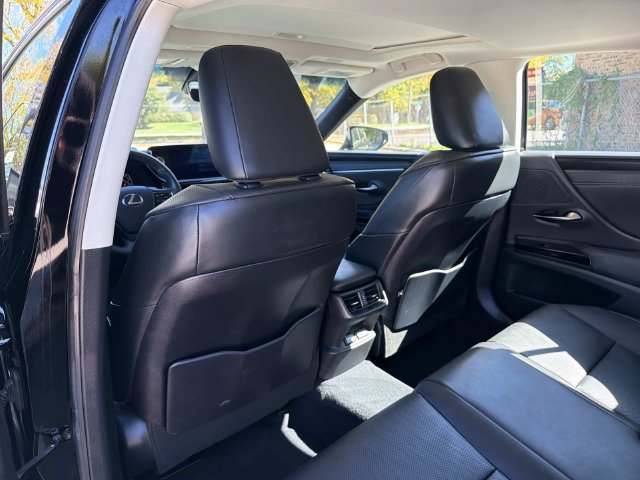 Certified 2023 Lexus ES 350 w/ Premium Package FWD image 12