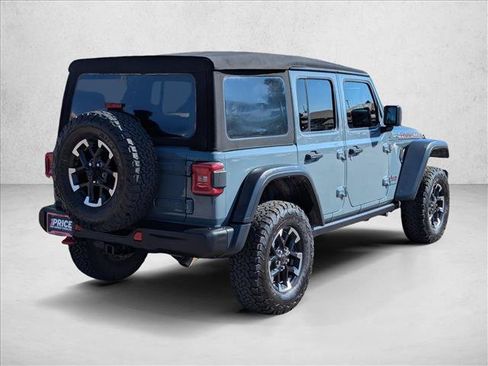 Used 2024 Jeep Wrangler Unlimited Rubicon w/ Capability Package AWD/4WD image 5