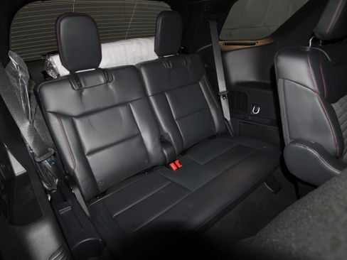 New 2026 Ford Explorer ST-Line w/ ST-Line Street Pack image 23