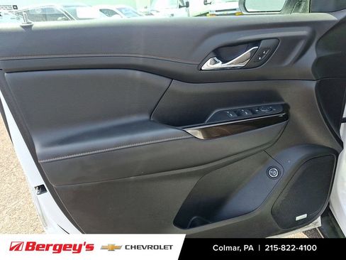 Certified 2023 GMC Acadia AT4 AWD/4WD image 16