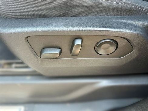 Certified 2023 Chevrolet Silverado 1500 LT image 37