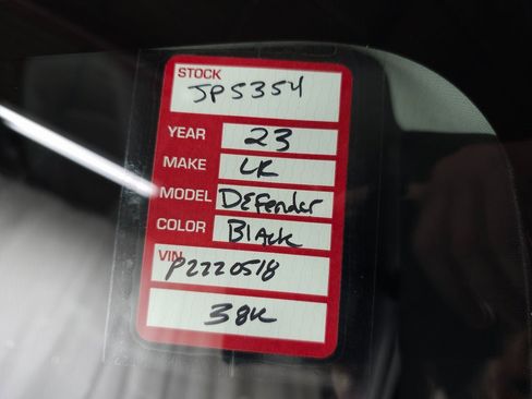 Used 2023 Land Rover Defender 110 SE image 39