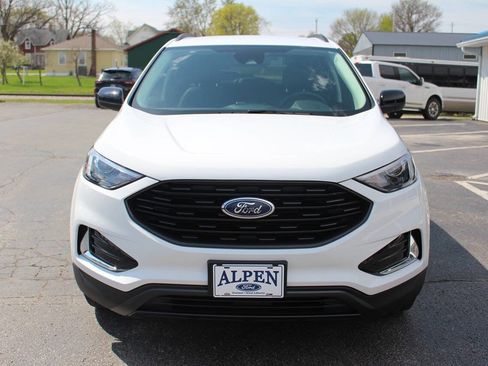 Used 2023 Ford Edge SEL w/ Sport Appearance Package image 5