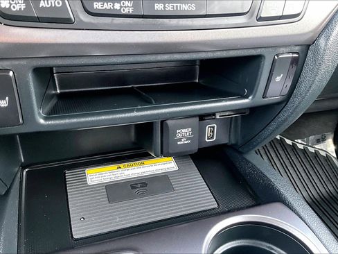 Used 2023 Honda Passport EX-L image 30