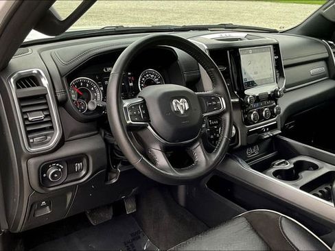 Used 2024 RAM 1500 Laramie AWD/4WD image 13