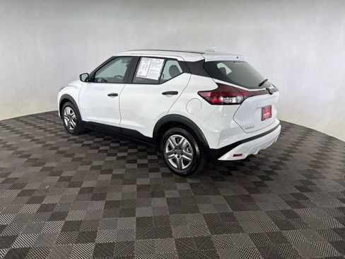 Certified 2023 Nissan Kicks S FWD image 7