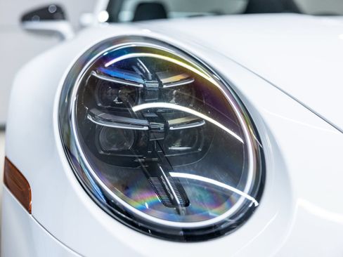 Certified 2025 Porsche 911 GT3 RWD image 13