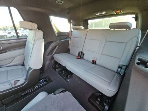 Used 2024 GMC Yukon SLT image 29