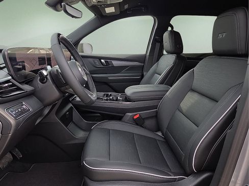 New 2026 Buick Enclave Sport Touring w/ Super Cruise Package FWD image 17