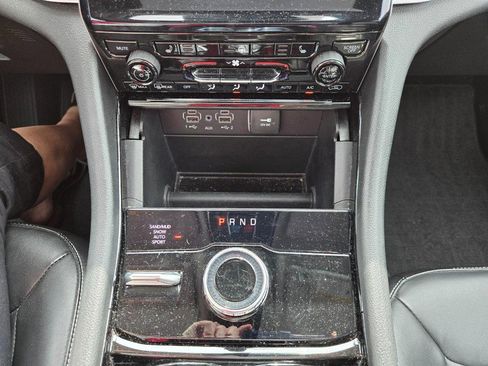 Used 2023 Jeep Grand Cherokee L Limited image 12