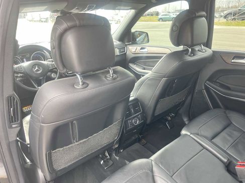 Used 2017 Mercedes-Benz GLS 550 4MATIC image 30