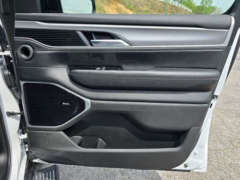 New 2026 Jeep Grand Wagoneer L Limited image 36