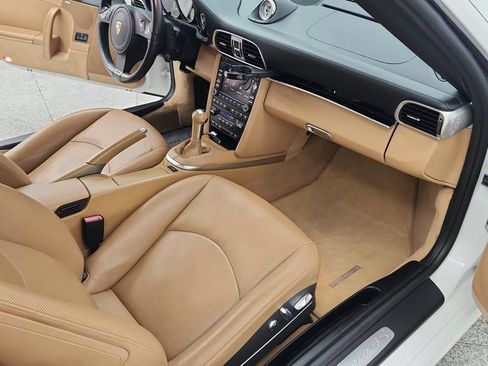 Used 2012 Porsche 911 Carrera 4S AWD/4WD image 24