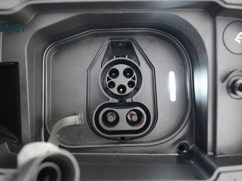 Used 2025 Polestar Polestar 3 image 10