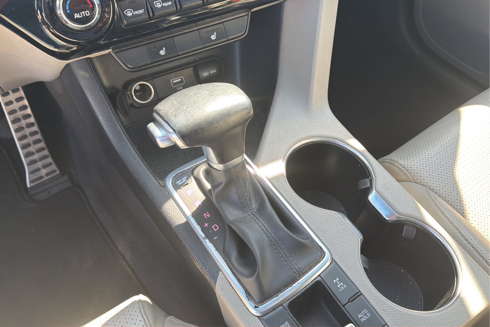 Used 2022 Kia Sportage Nightfall Edition w/ Nighfall AWD Premium Package image 22
