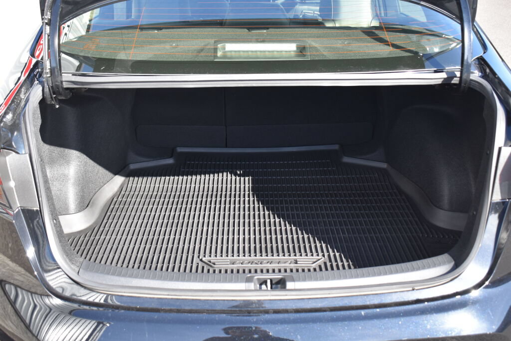 Certified 2026 Toyota Corolla XLE FWD image 21