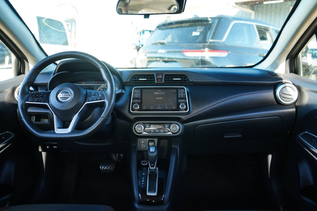 Used 2020 Nissan Versa SR w/ Convenience Package FWD image 10