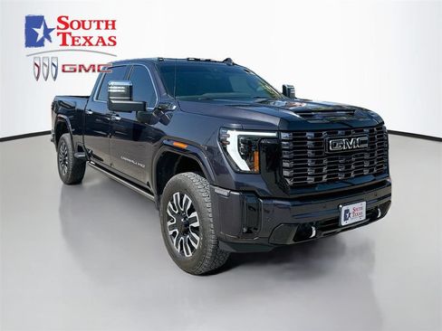 Used 2026 GMC Sierra 2500 Denali Ultimate AWD/4WD image 1