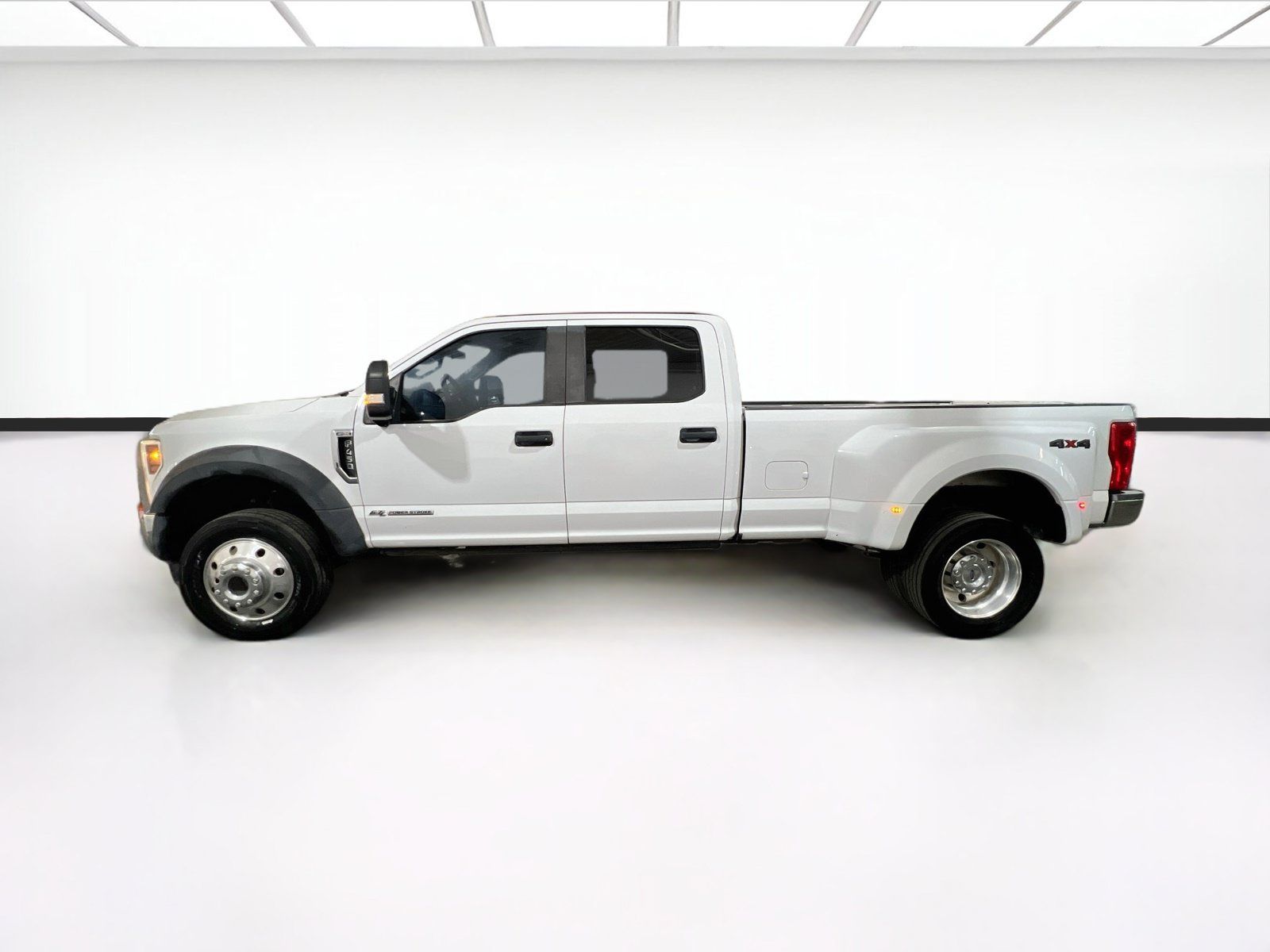 Used 2019 Ford F450 XL w/ STX Appearance Package AWD/4WD image 20
