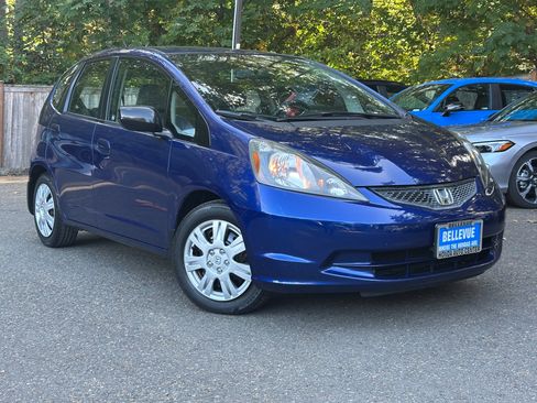 Used 2011 Honda Fit image 2