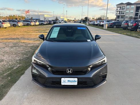 Certified 2024 Honda Civic LX image 3