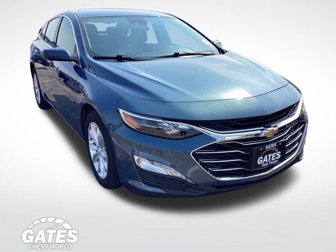 Used 2024 Chevrolet Malibu LT FWD image 1