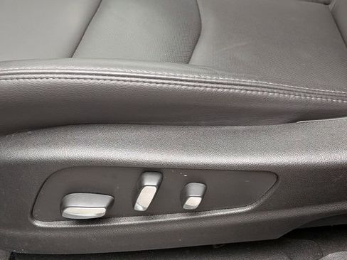 Certified 2024 Cadillac XT6 Premium Luxury w/ LPO, Floor Liner Package AWD/4WD image 20
