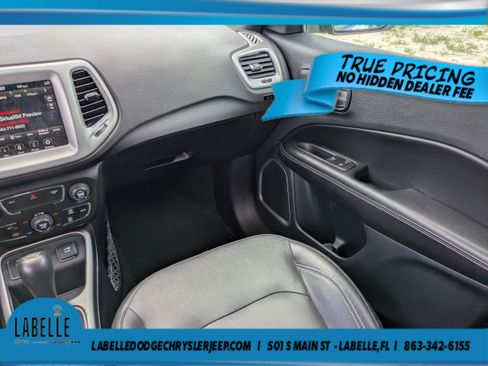 Used 2021 Jeep Compass Latitude FWD image 16
