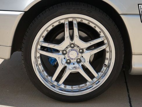 Used 1994 Mercedes-Benz SL 600 image 10